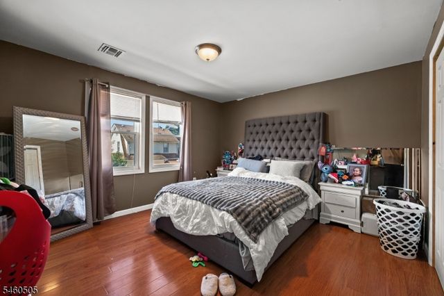 39 Richmond Ave, Paterson City, NJ 07502