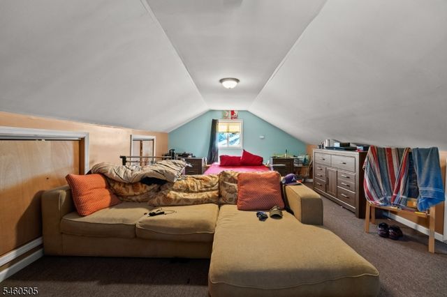 39 Richmond Ave, Paterson City, NJ 07502