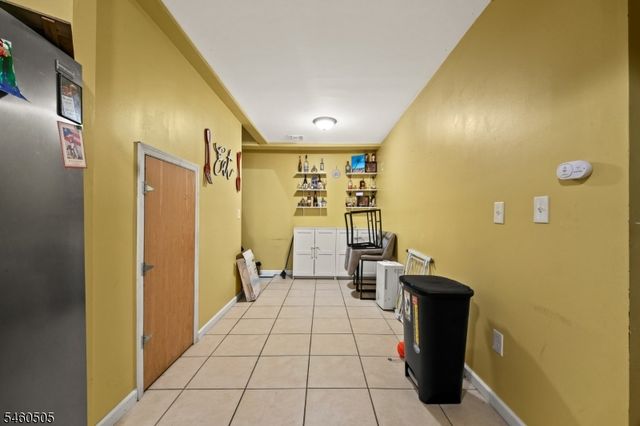 39 Richmond Ave, Paterson City, NJ 07502