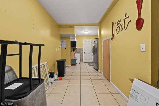 39 Richmond Ave, Paterson City, NJ 07502
