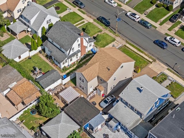 39 Richmond Ave, Paterson City, NJ 07502