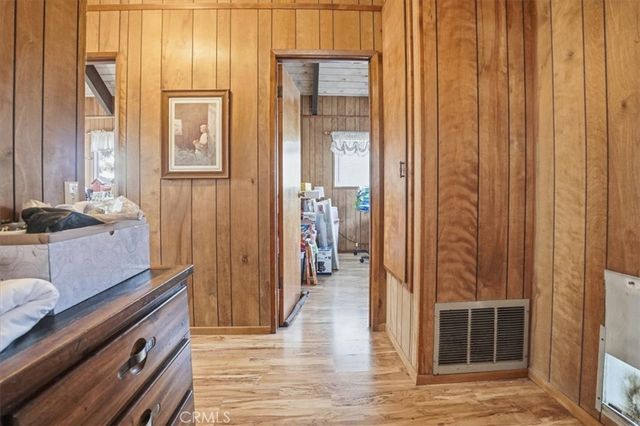 724 Arosa, Crestline, CA 92325