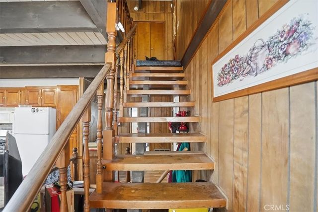 724 Arosa, Crestline, CA 92325