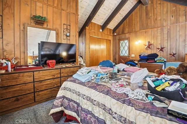 724 Arosa, Crestline, CA 92325