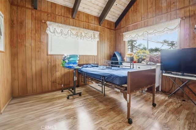 724 Arosa, Crestline, CA 92325