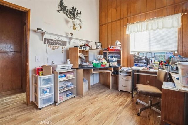 724 Arosa, Crestline, CA 92325