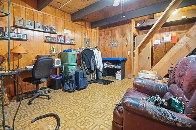 724 Arosa, Crestline, CA 92325