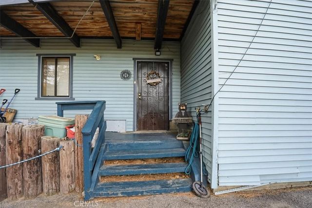 724 Arosa, Crestline, CA 92325