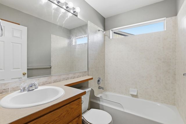 2908 E Clover Park Ave, Mead, WA 99021