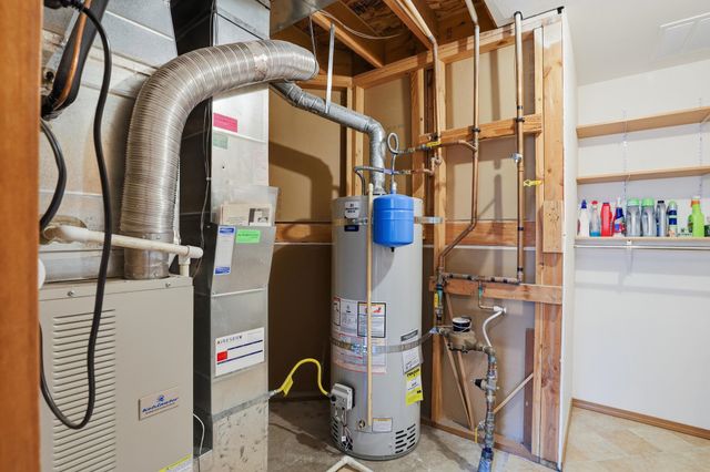 2908 E Clover Park Ave, Mead, WA 99021