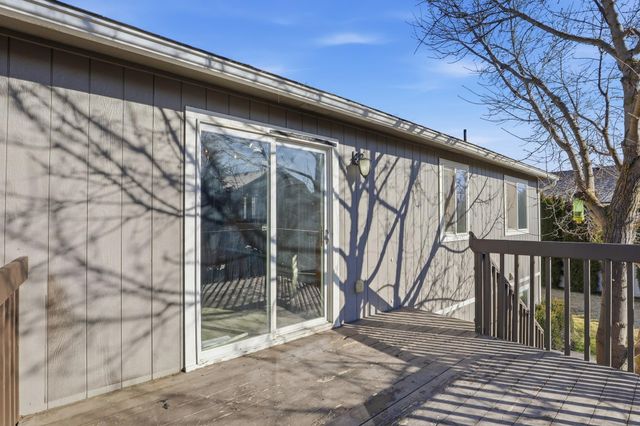 2908 E Clover Park Ave, Mead, WA 99021