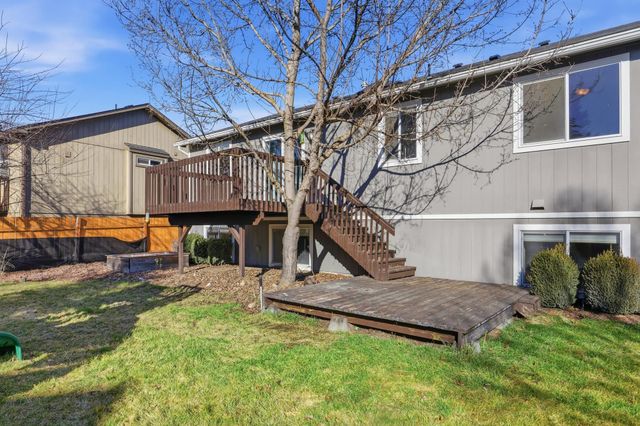 2908 E Clover Park Ave, Mead, WA 99021