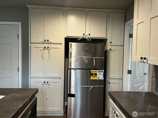 36 Porter Creek Road, Elma, WA 98541