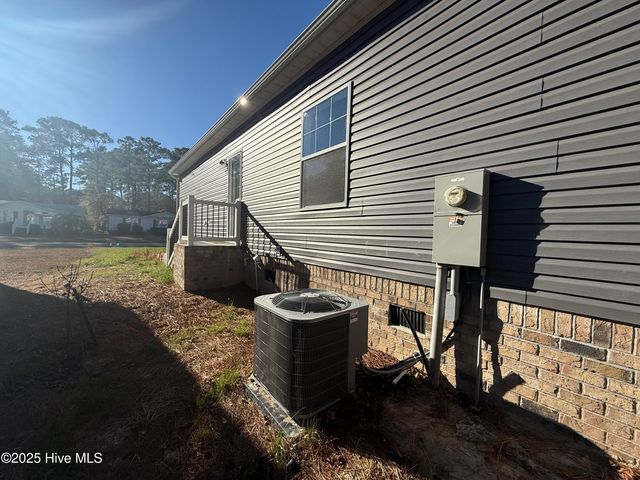845 Watson Avenue, Carolina Shores, NC 28467