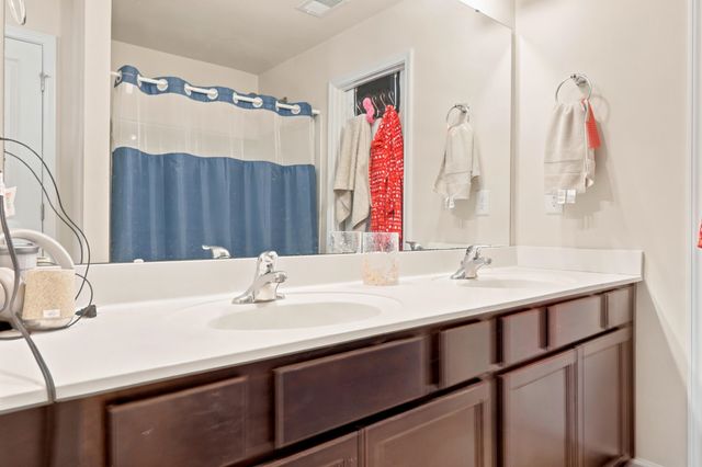 165 Hampton Park Circle, Myrtle Beach, SC 29588