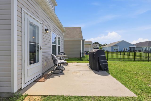 165 Hampton Park Circle, Myrtle Beach, SC 29588