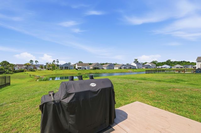 165 Hampton Park Circle, Myrtle Beach, SC 29588