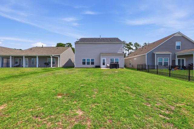 165 Hampton Park Circle, Myrtle Beach, SC 29588