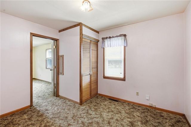 1209 SW Eugene Street, Blue Springs, MO 64015