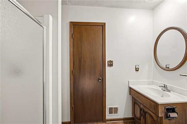 1209 SW Eugene Street, Blue Springs, MO 64015
