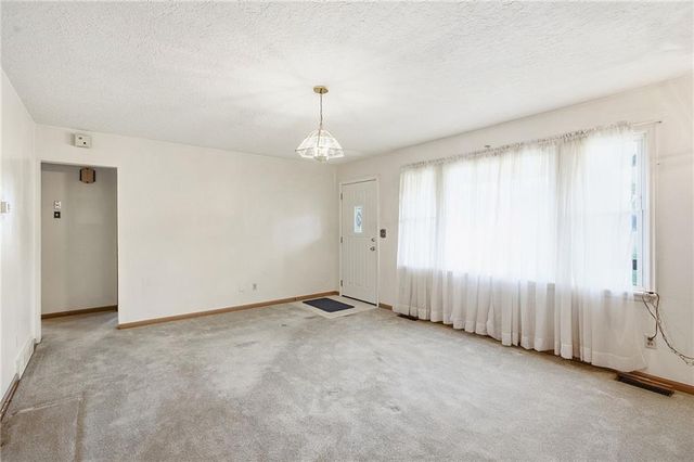 1209 SW Eugene Street, Blue Springs, MO 64015