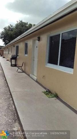 2721 Avenue Avenue S A1, Riviera Beach, FL 33404