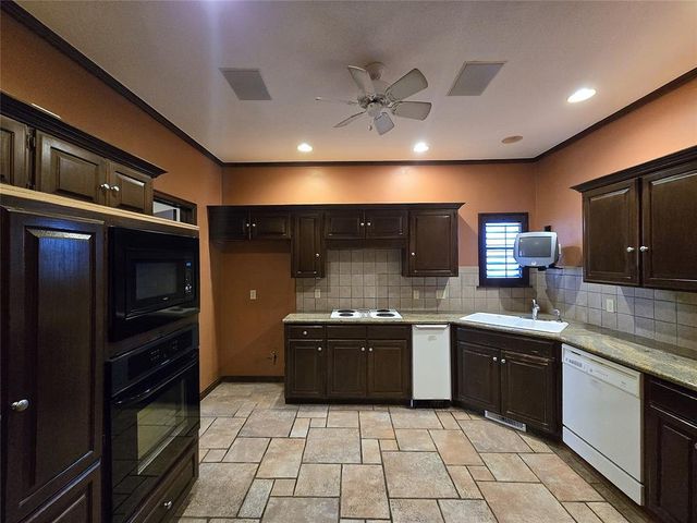 11300 N Pennsylvania Avenue 109, Oklahoma City, OK 73120