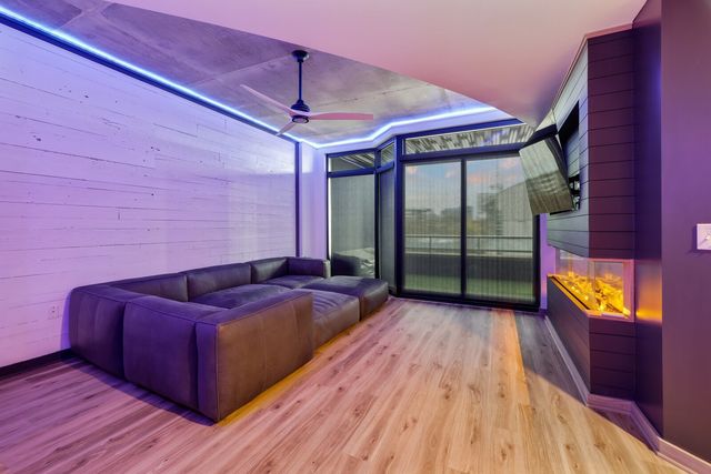 600 12th Ave S Apt 629, Nashville, TN 37203