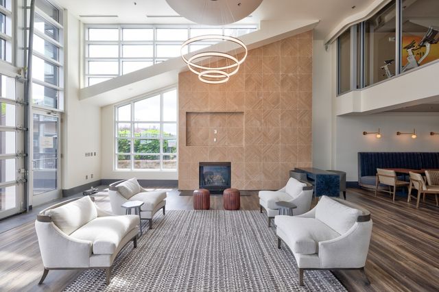 600 12th Ave S Apt 629, Nashville, TN 37203