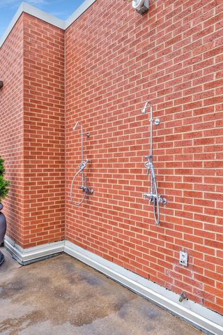 600 12th Ave S Apt 629, Nashville, TN 37203