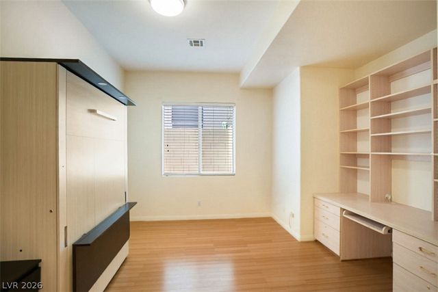 2120 Waterbury Lane, Las Vegas, NV 89134