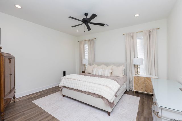 10045 Clarks Ferry, Baton Rouge, LA 70817