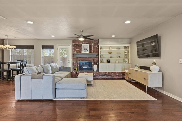 2709 NW 58th Place, Oklahoma City, OK 73112