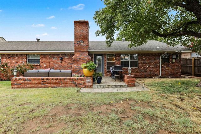2709 NW 58th Place, Oklahoma City, OK 73112