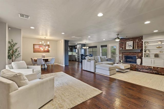 2709 NW 58th Place, Oklahoma City, OK 73112