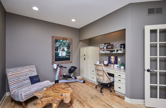 3704 Bluestem Road, Norwalk, IA 50211