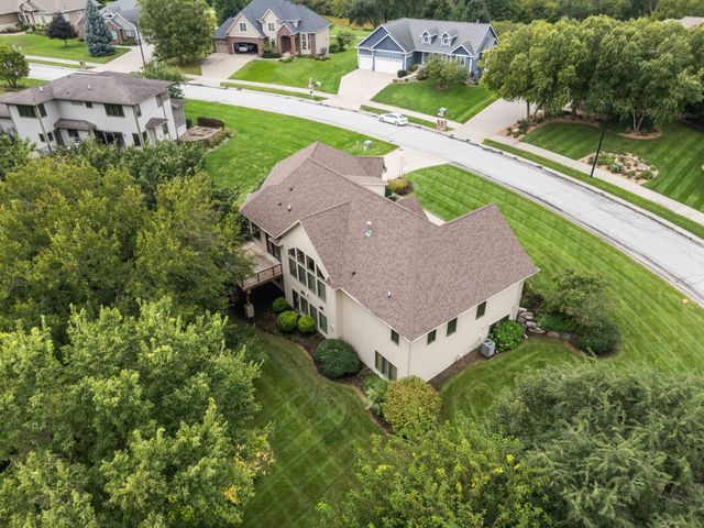 3704 Bluestem Road, Norwalk, IA 50211
