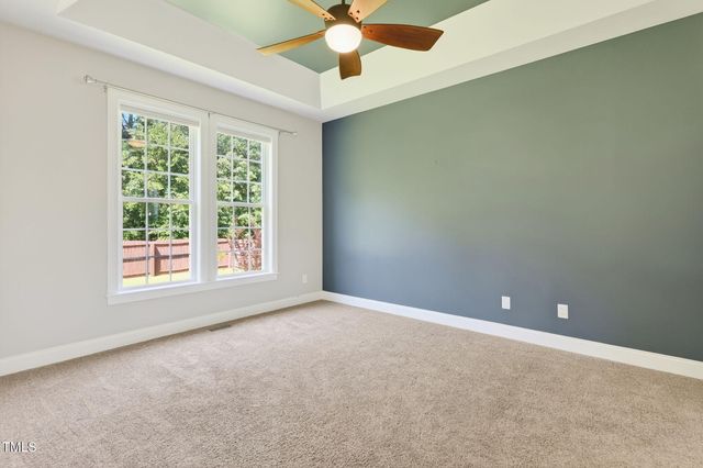 233 Meadow Hills Drive, Four Oaks, NC 27524