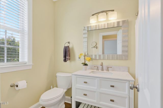 233 Meadow Hills Drive, Four Oaks, NC 27524