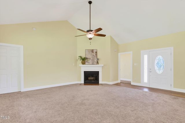 233 Meadow Hills Drive, Four Oaks, NC 27524
