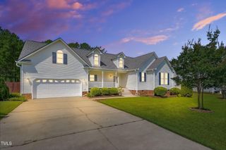 233 Meadow Hills Drive, Four Oaks, NC 27524