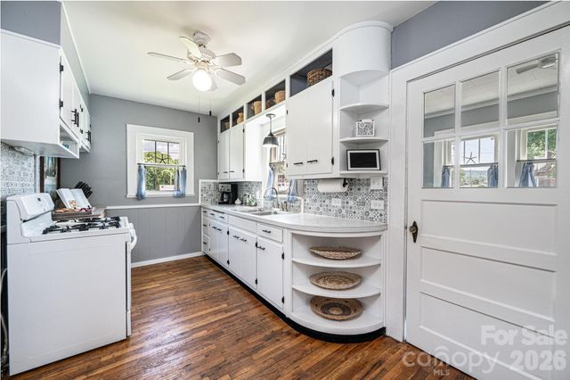 601 Malcolm Boulevard, Connelly Springs, NC 28612