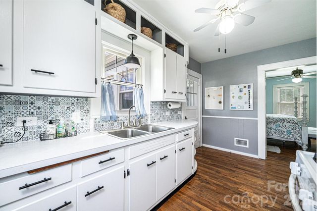 601 Malcolm Boulevard, Connelly Springs, NC 28612