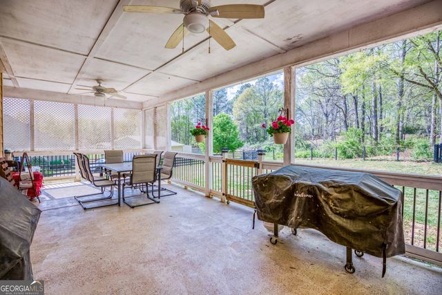 303 McKendree Court, Bethlehem, GA 30620