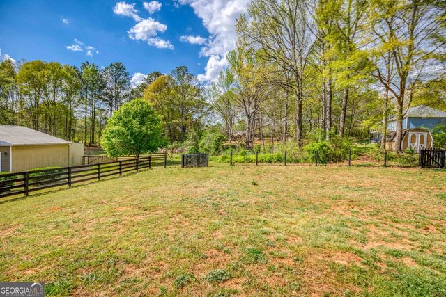 303 McKendree Court, Bethlehem, GA 30620