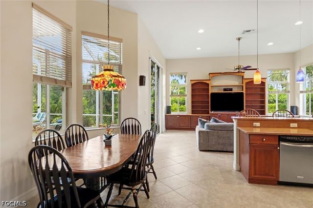 9040 Paseo De Valencia ST, Fort Myers, FL 33908