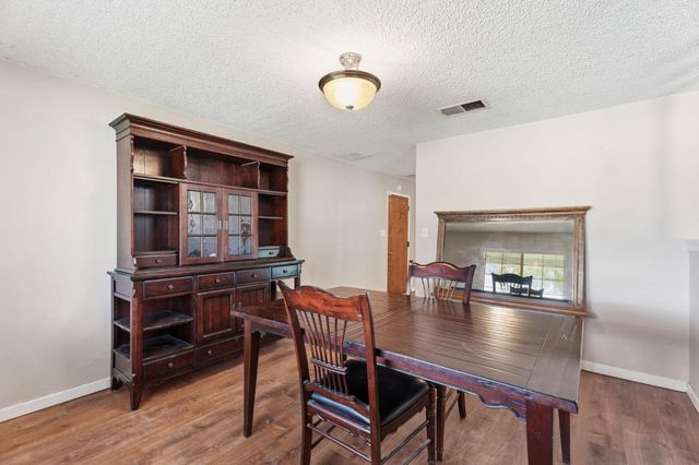10365 E Bullard Avenue, Clovis, CA 93619