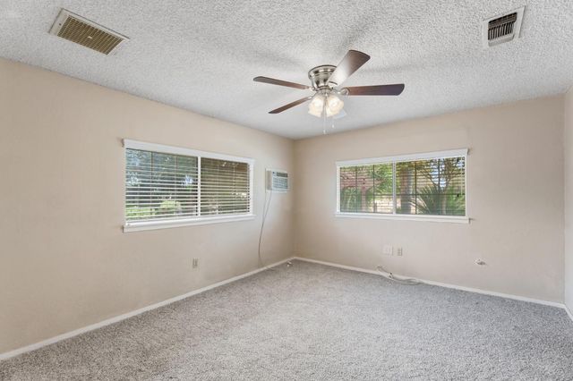 10365 E Bullard Avenue, Clovis, CA 93619