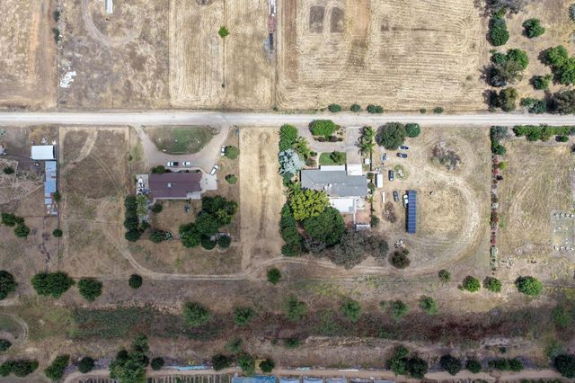10365 E Bullard Avenue, Clovis, CA 93619