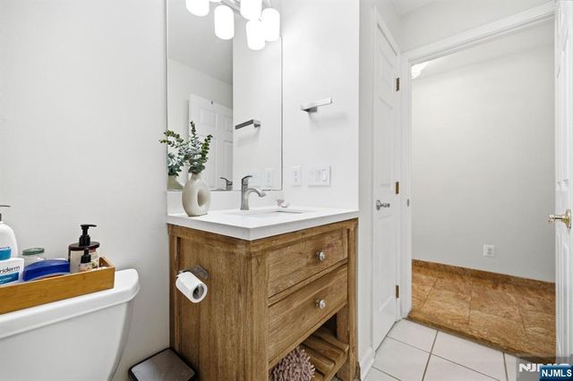 123 Barclay Drive 1132, Nutley, NJ 07110